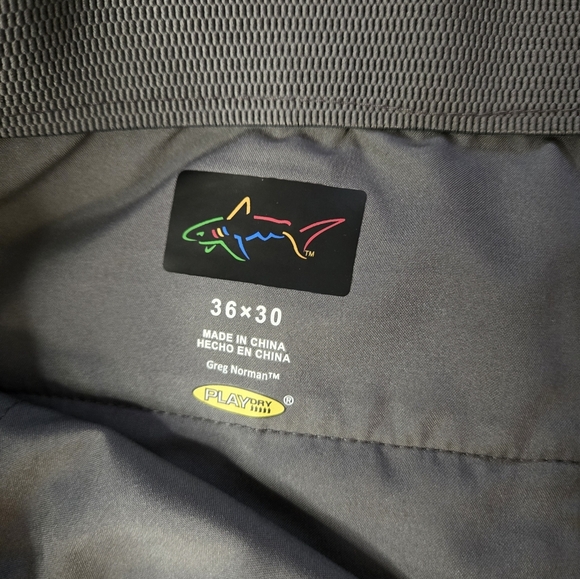 Greg Norman Shark Men’s Flat Front Golf Pants NWOT Size 36/30 - Picture 4 of 5